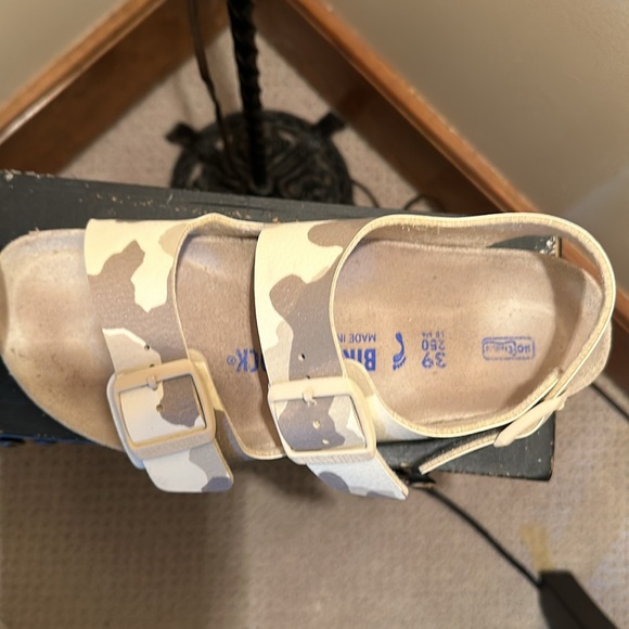 Sandals - Picture 4 of 6